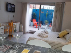 Hermoso estudio con patio privado